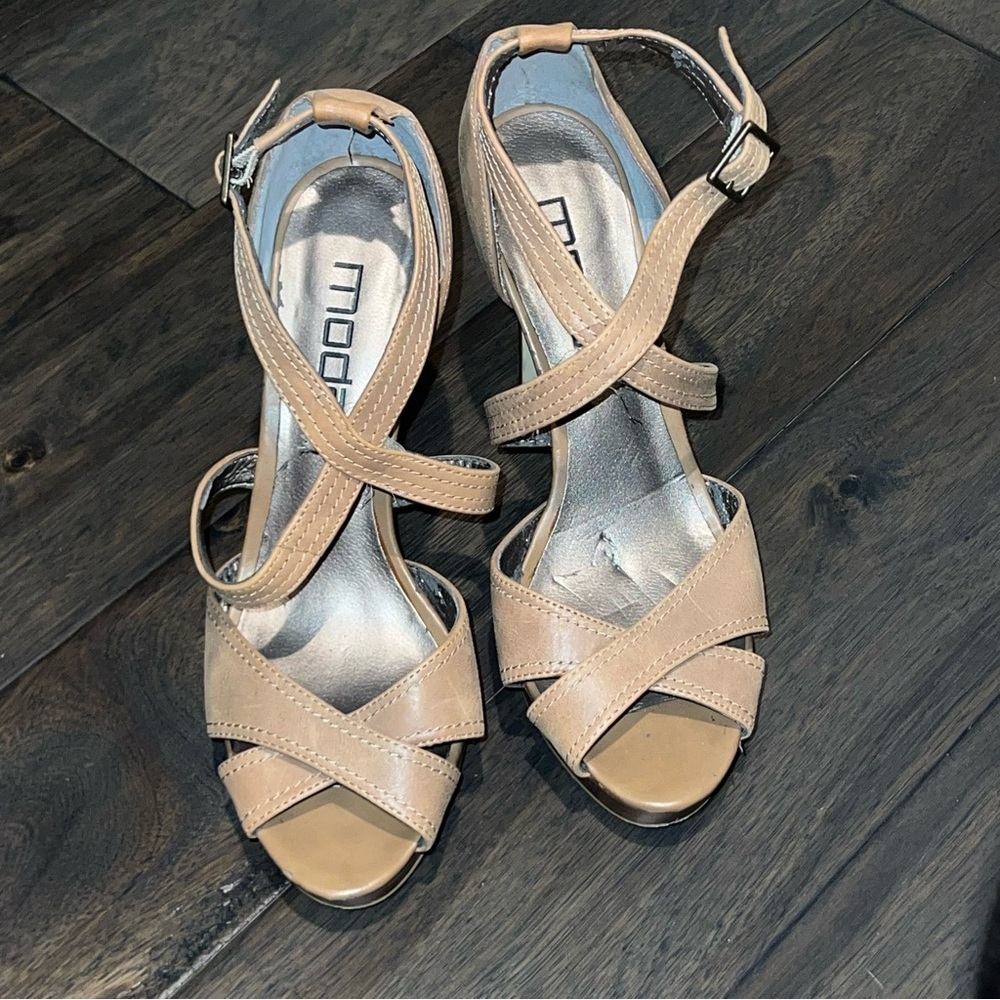 Moda Spana Platform Sandals Women 8.5M Tan Good Strappy Wood‎ Grain Heel Dressy